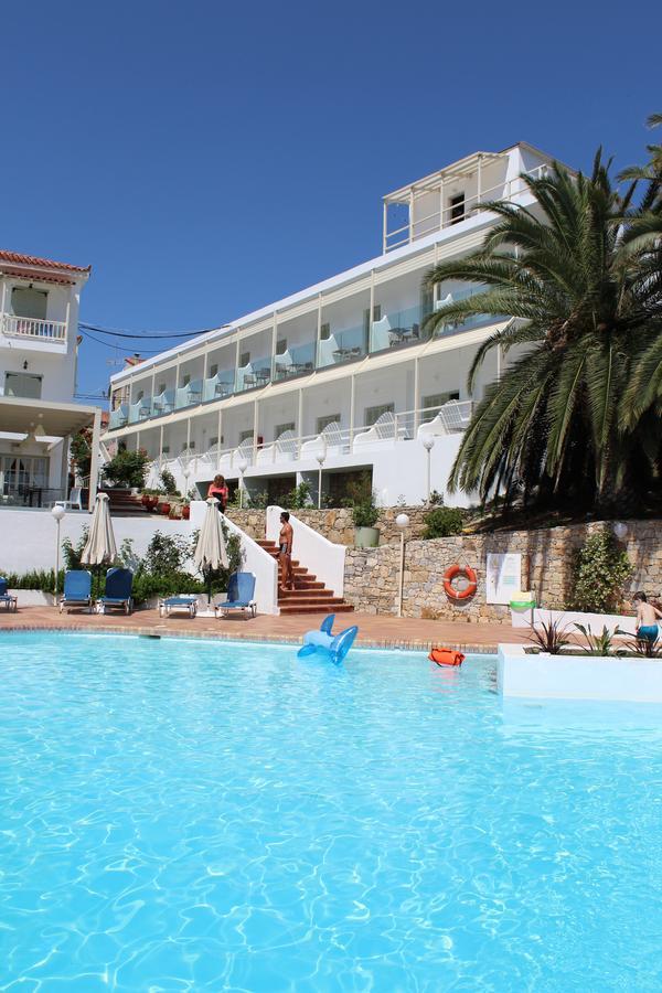 Paradise Hotel Patitírion Exterior foto